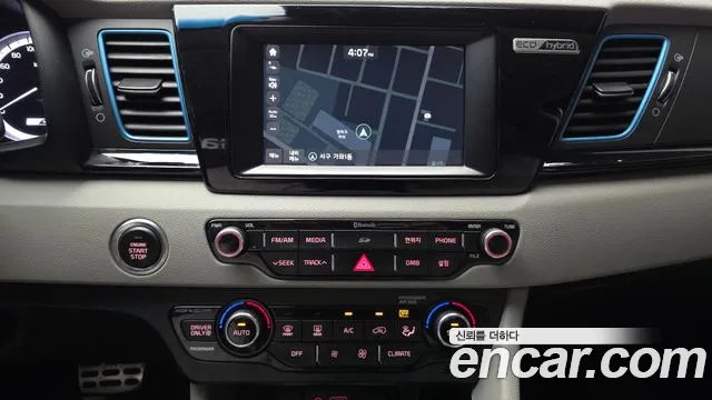 Kia Niro — фото 13