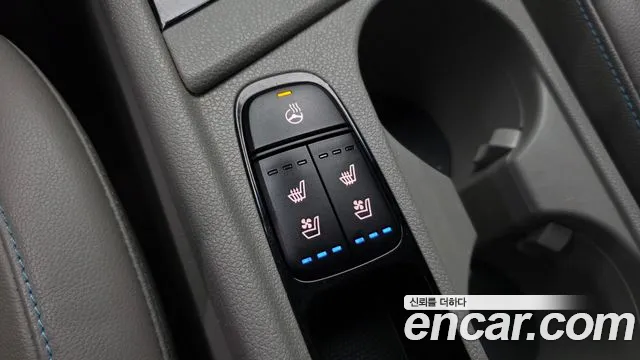 Kia Niro — фото 15