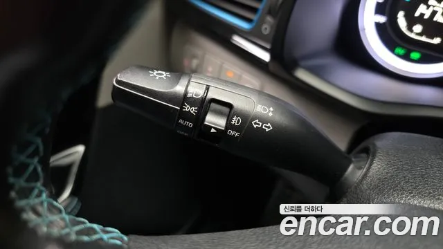 Kia Niro — фото 27