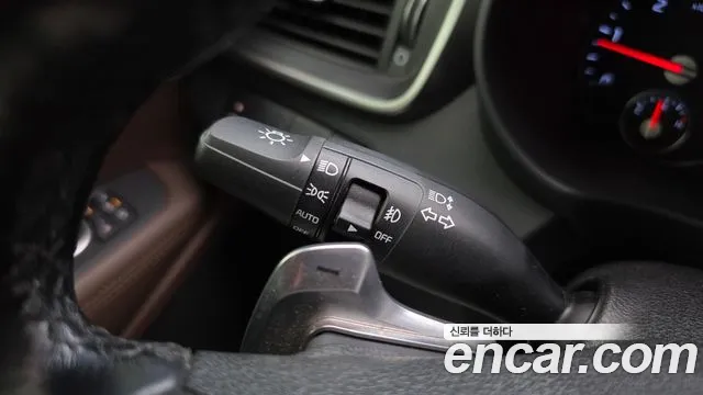 Kia Sorento — фото 15