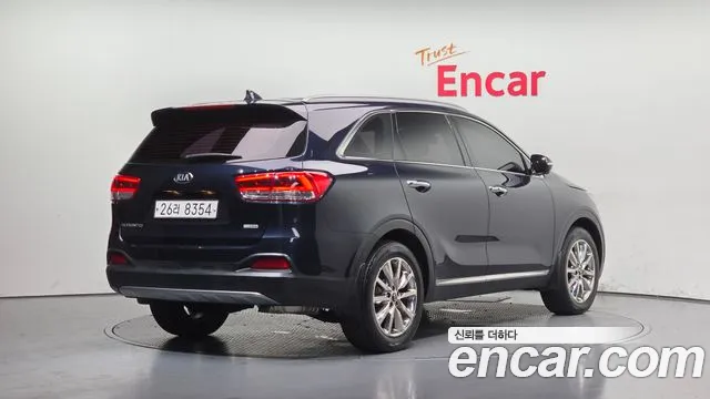 Kia Sorento — фото 2