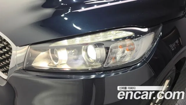 Kia Sorento — фото 22