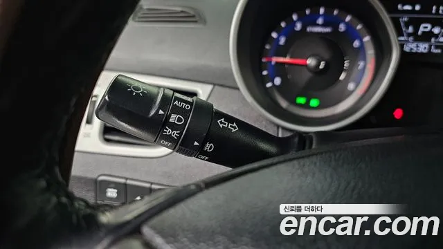 Hyundai Avante — фото 18