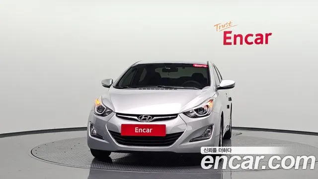 Hyundai Avante — фото 2