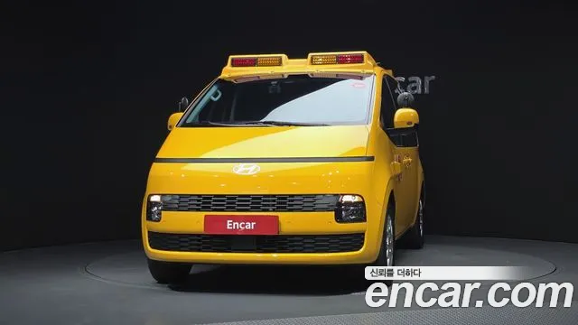 Hyundai Staria — фото 3