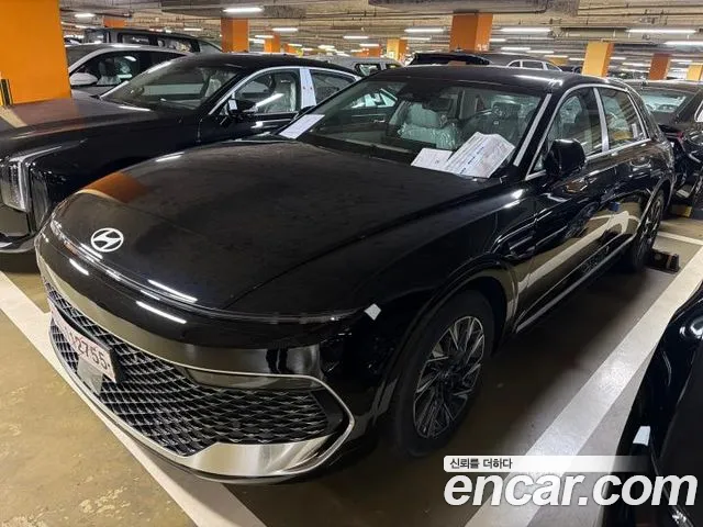 Hyundai Grandeur — фото 1