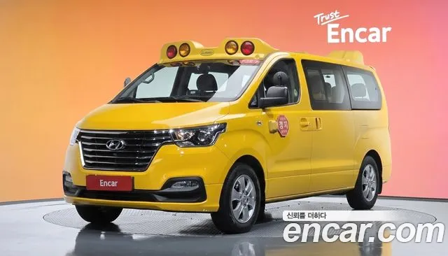Hyundai Starex — фото 20
