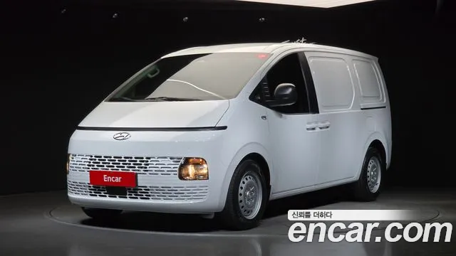 Hyundai Staria — фото 1