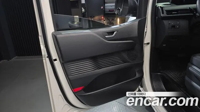 Hyundai Staria — фото 25