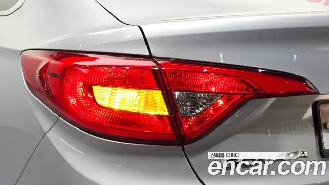 Hyundai Sonata — фото 23