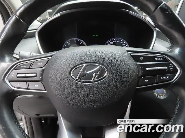 Hyundai Santa Fe — фото 16