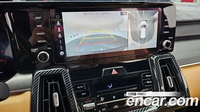 Kia Sorento — фото 15