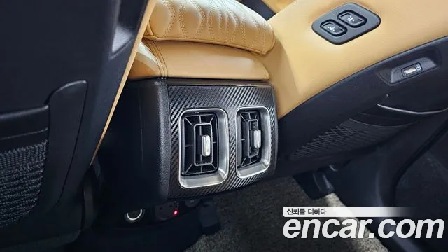 Kia Sorento — фото 19