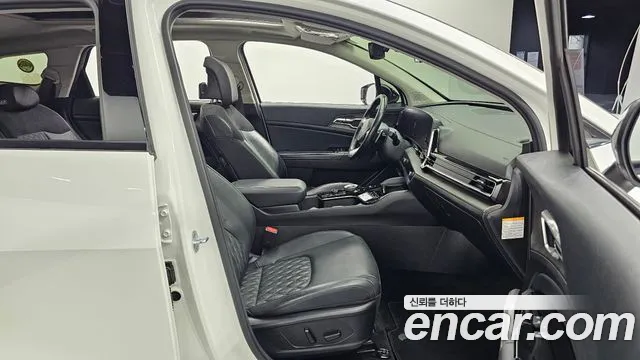 Kia Sportage — фото 11