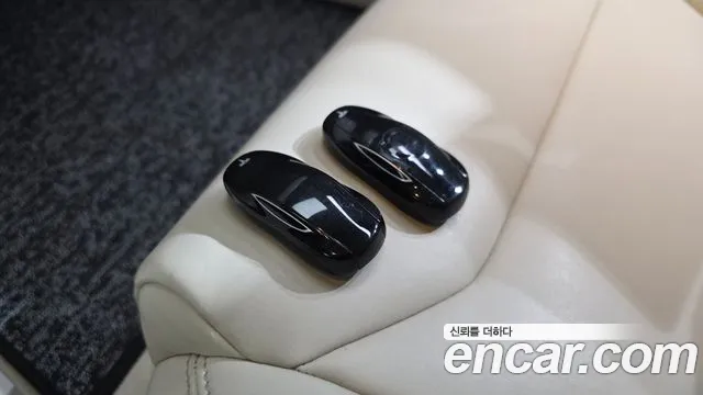 Tesla Model S — фото 30