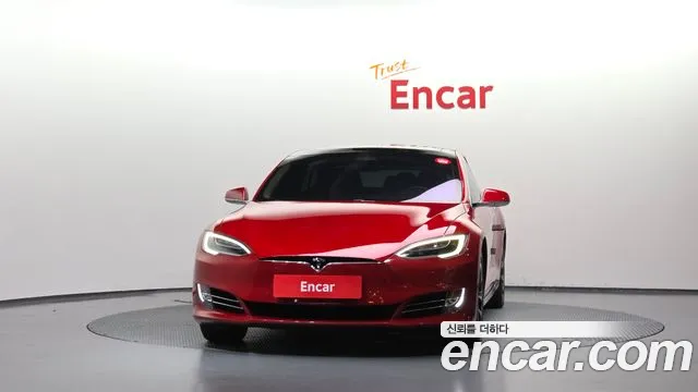 Tesla Model S — фото 3