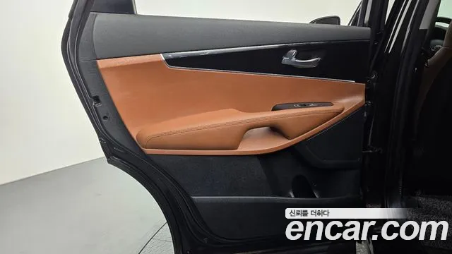Kia Sorento — фото 25
