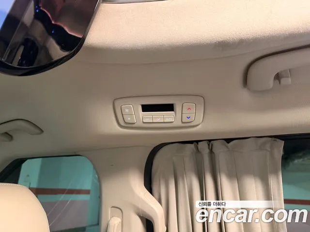Kia Carnival — фото 15