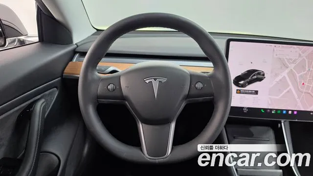 Tesla Model 3 — фото 13