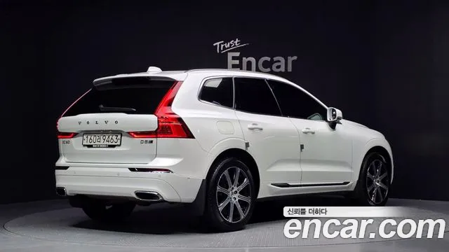 Volvo XC60 — фото 2