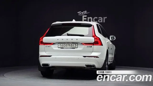 Volvo XC60 — фото 4