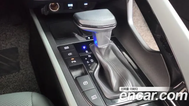 Hyundai Avante — фото 9