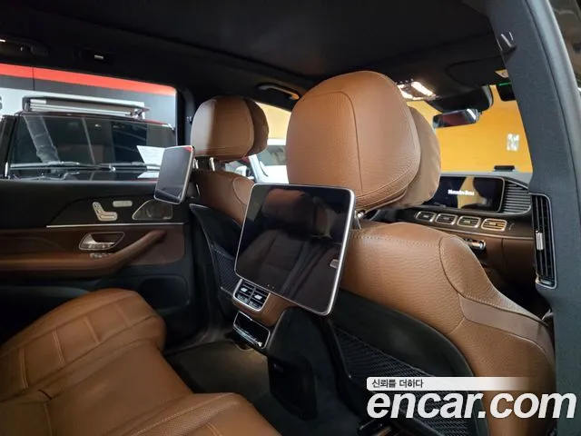 Mercedes-Benz GLS-Class — фото 11