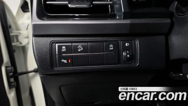 KG_Mobility_Ssangyong Rexton — фото 27