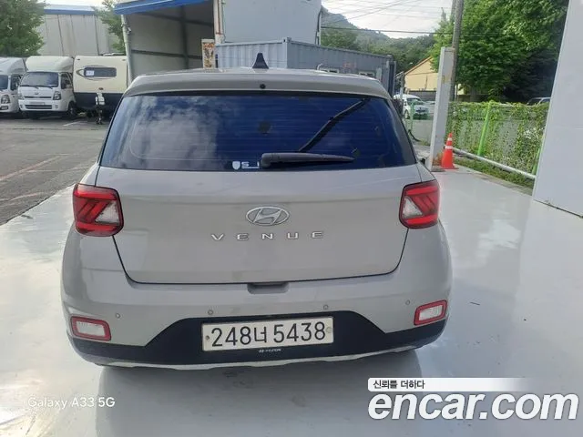 Hyundai Venue — фото 2
