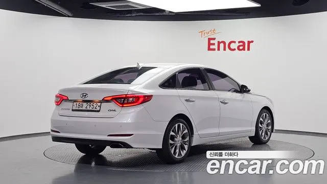 Hyundai Sonata — фото 2