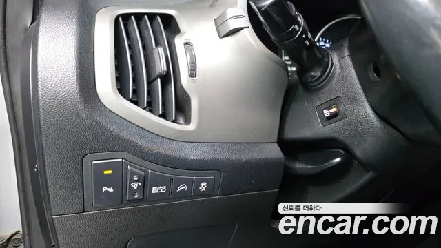 Kia Sportage — фото 12