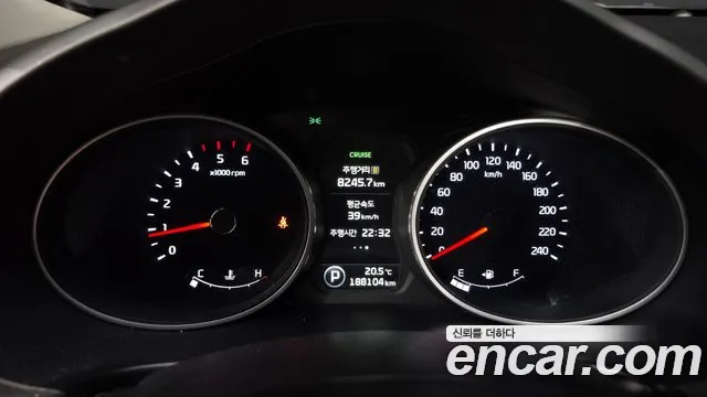 Kia Sportage — фото 8