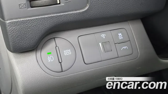 Hyundai Starex — фото 13