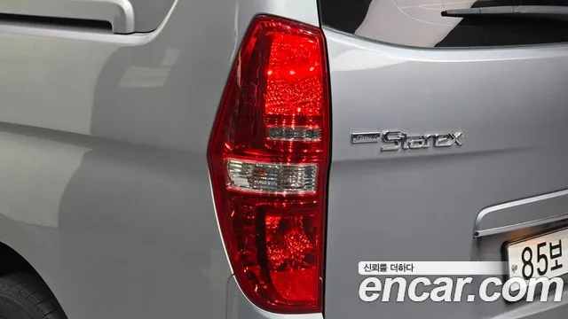 Hyundai Starex — фото 23