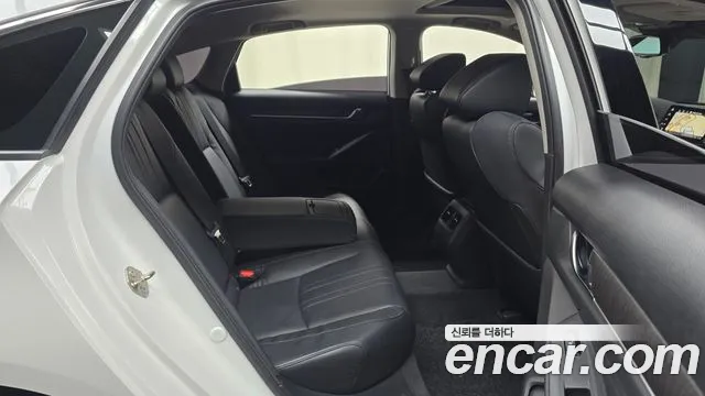 Honda Accord — фото 11