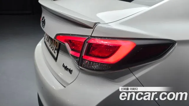 Hyundai Sonata — фото 23