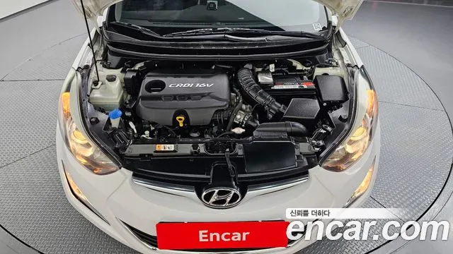 Hyundai Avante — фото 6
