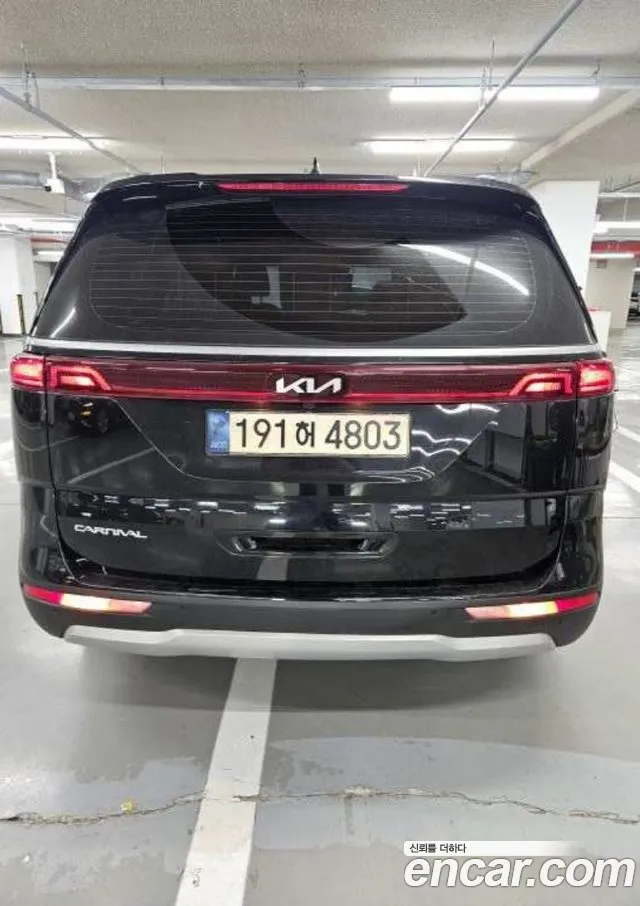 Kia Carnival — фото 3