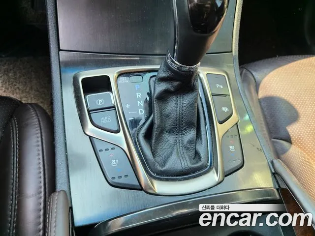 Hyundai Grandeur — фото 12