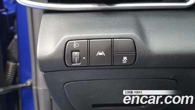 Hyundai Avante — фото 19