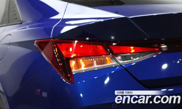 Hyundai Avante — фото 23