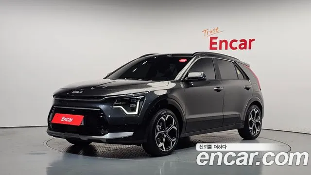 Kia Niro — фото 1
