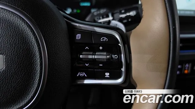 Kia Sorento — фото 17