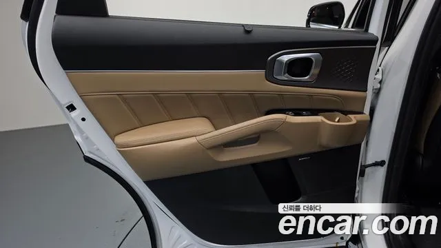 Kia Sorento — фото 25