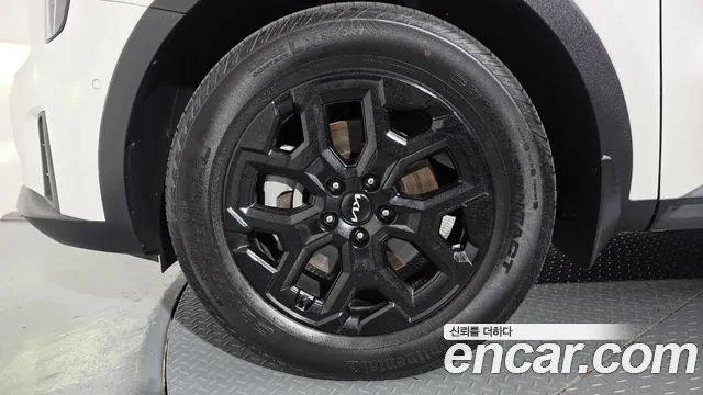 Kia Sorento — фото 5