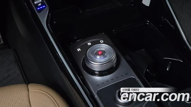 Kia Sorento — фото 9