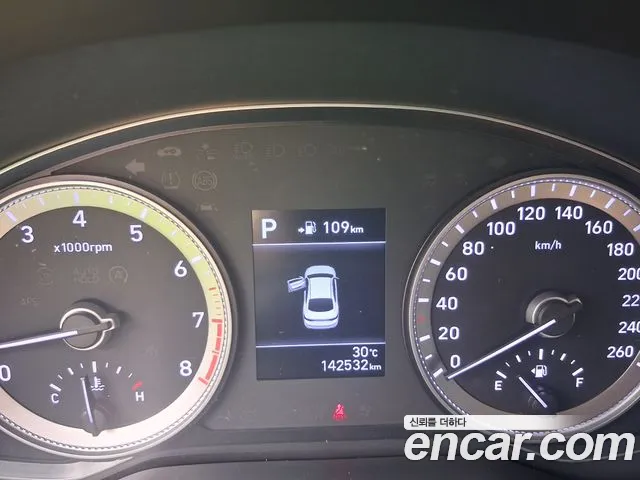 Hyundai Grandeur — фото 12