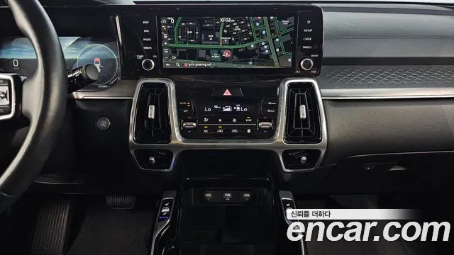 Kia Sorento — фото 14