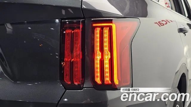 Kia Sorento — фото 23