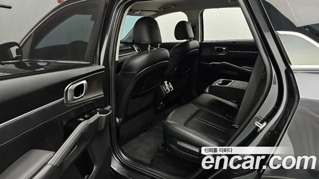 Kia Sorento — фото 26